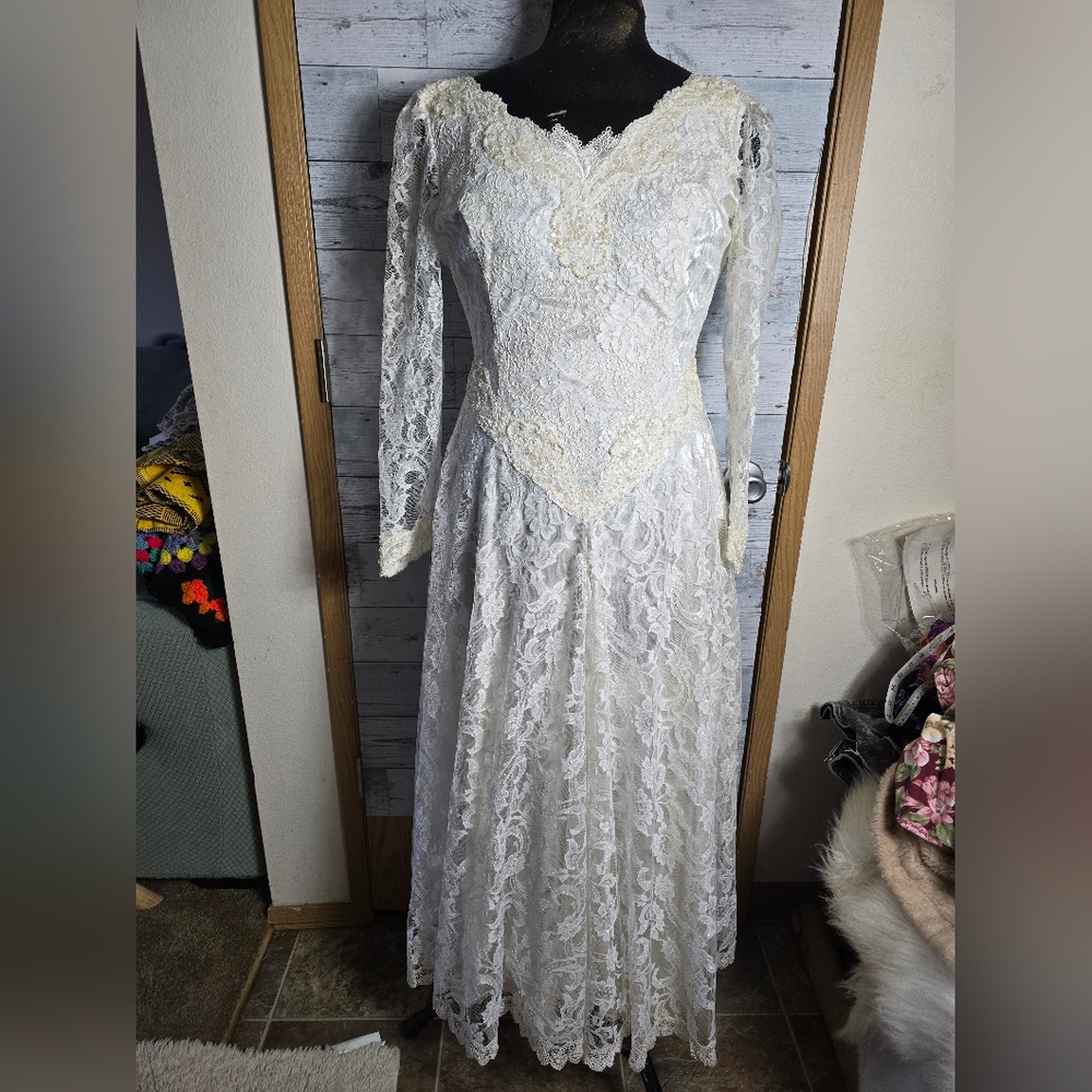 Vintage Martin McCrea Cream Lace Long Sleeve Maxi Dress